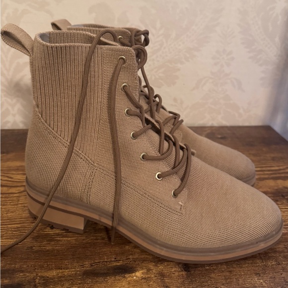 Rothy’s lace up  Boots - Picture 3 of 3